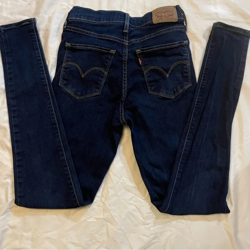 Levi’s, woman’s jeans - Picture 6 of 12